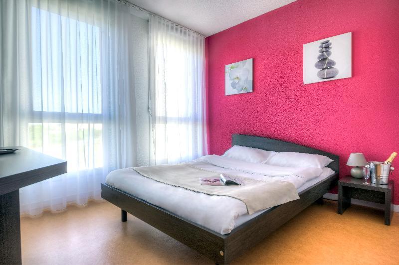 Comfort Aparthotel Besancon Hauts Du Chazal Exterior photo